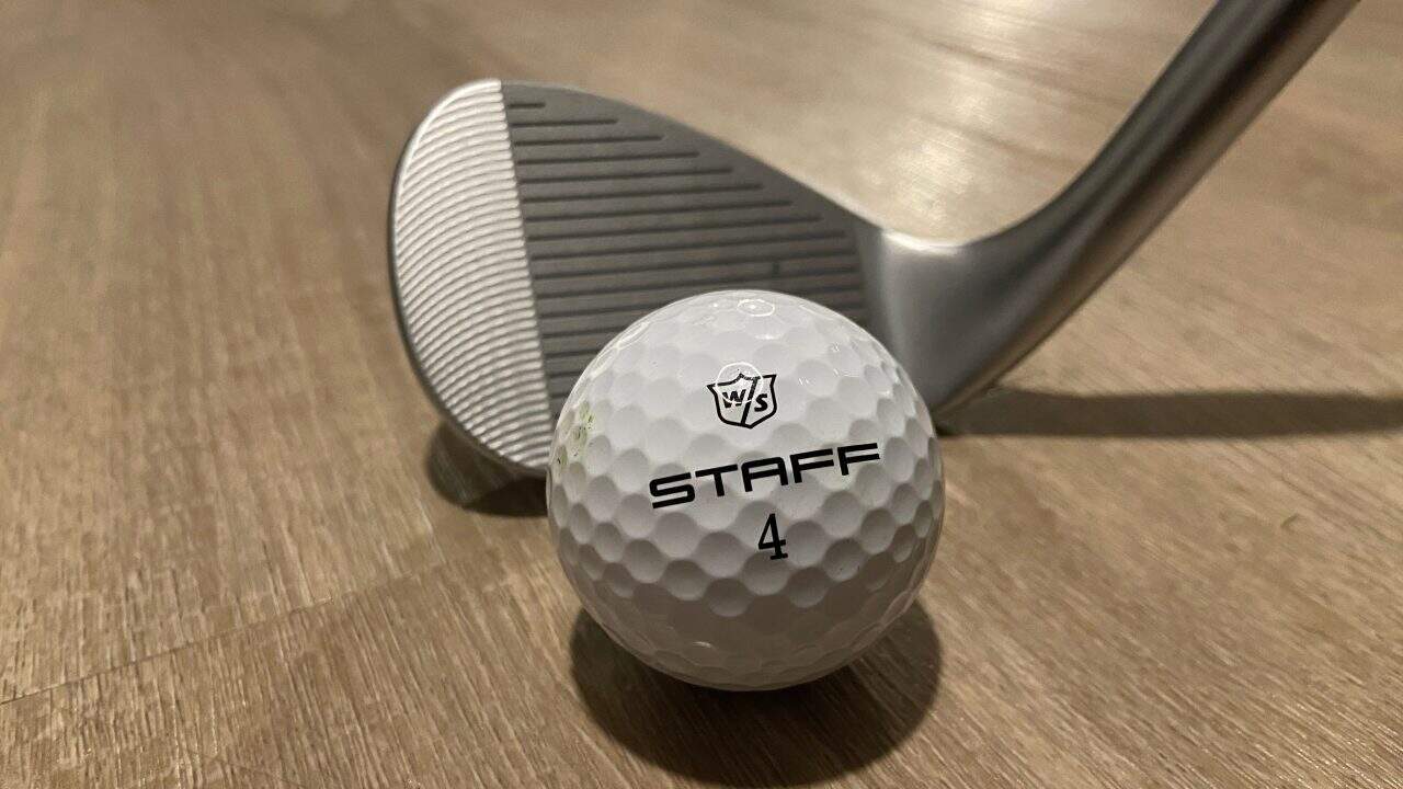 wilson staff model golf ball