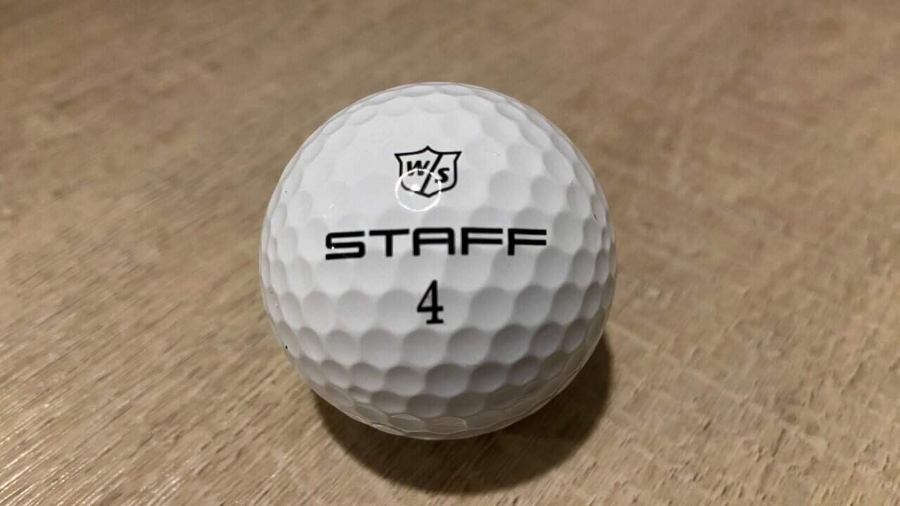 wilson staff model golf ball 2
